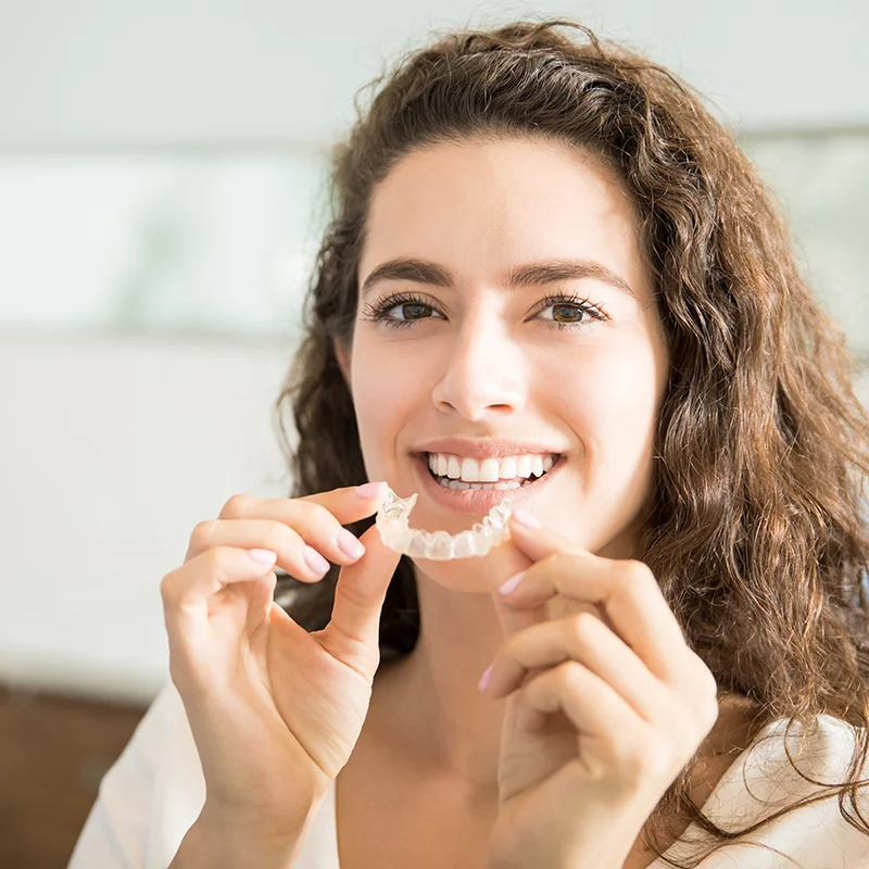 invisalign menina sorriso